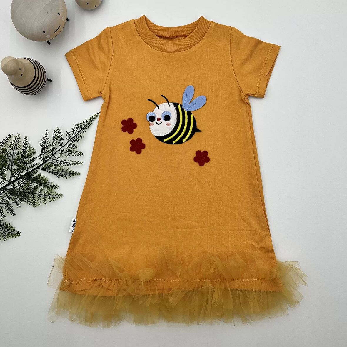 1-2-3 Yaş Arıcık Nakışlı Eteği Fırfırlı Jile Kız Çocuk Elbisesi Turuncu