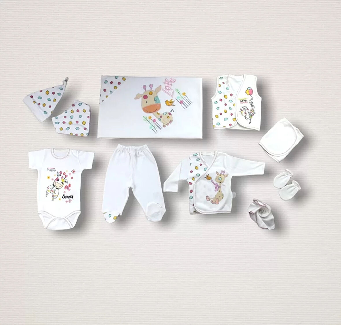 Love Zürafa Nakışlı  10lu Zıbın Takımı Hastane Çıkışı Ekru