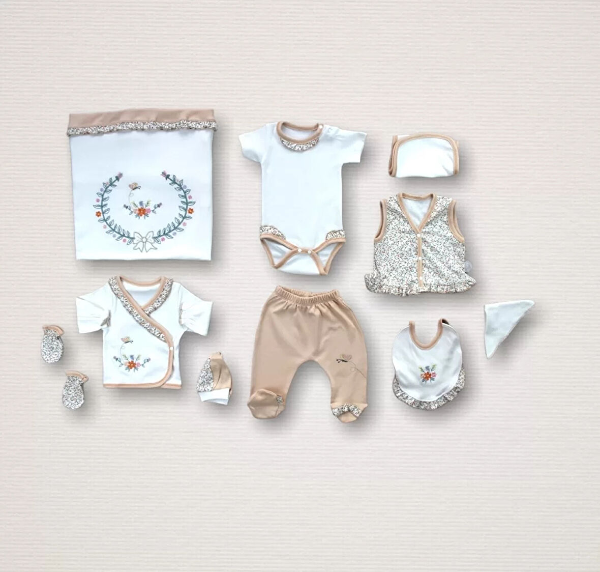 Erguvan Taç Nakışlı  Kız Bebek 10lu Zıbın Takımı Hastane Çıkışı Turuncu