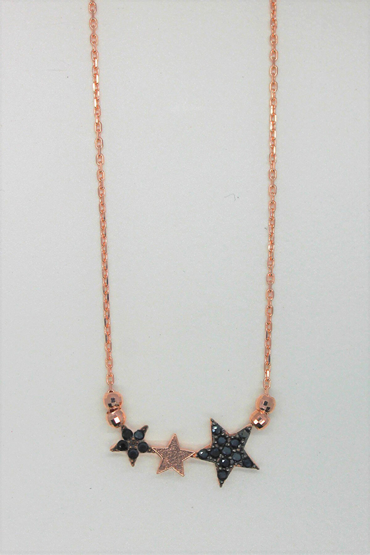 925 Ayar Siyah Üçyıldız Rose Gümüş Kolye (TGK0176)