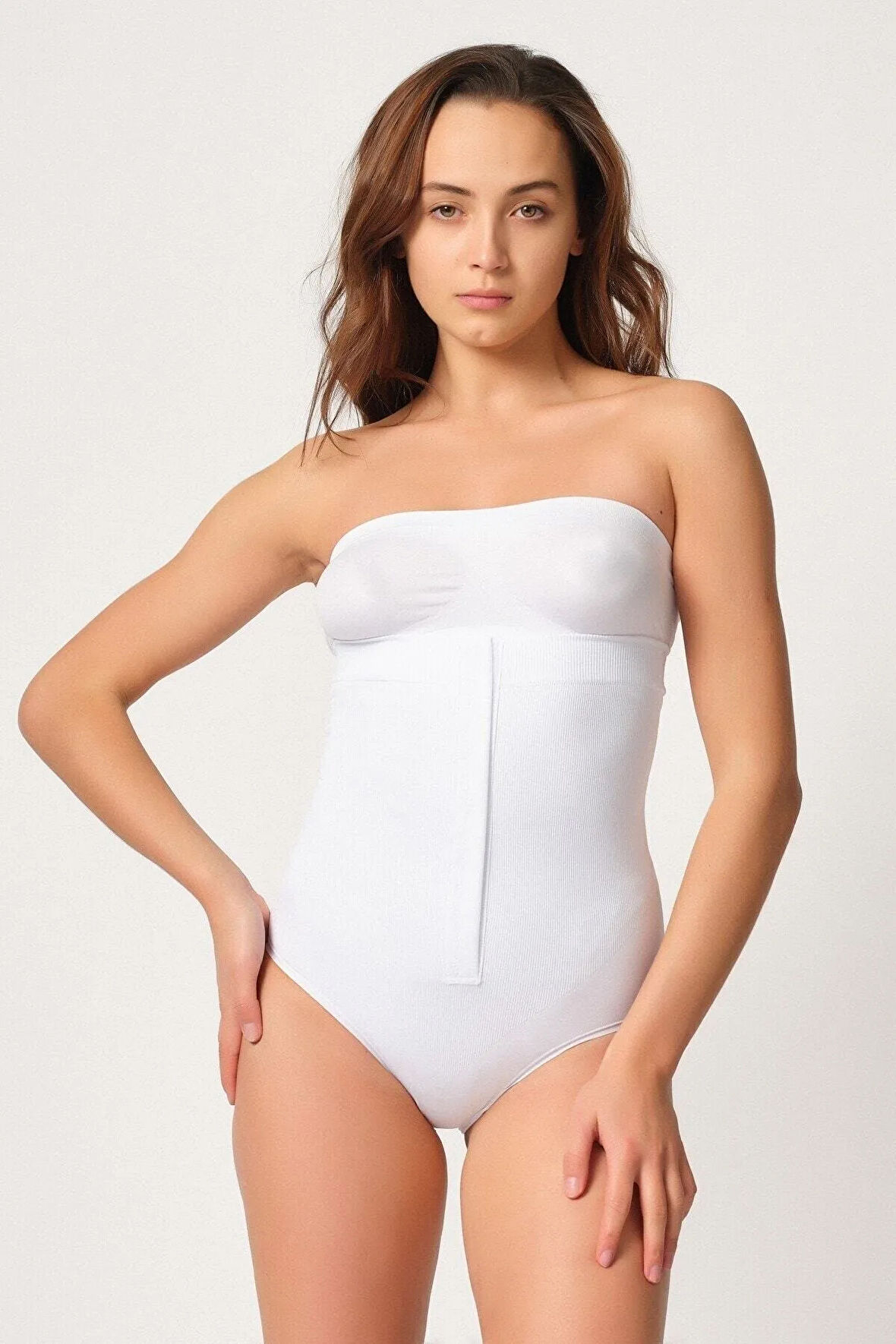Kadın Bej Dikişsiz Agraflı Slip Korse