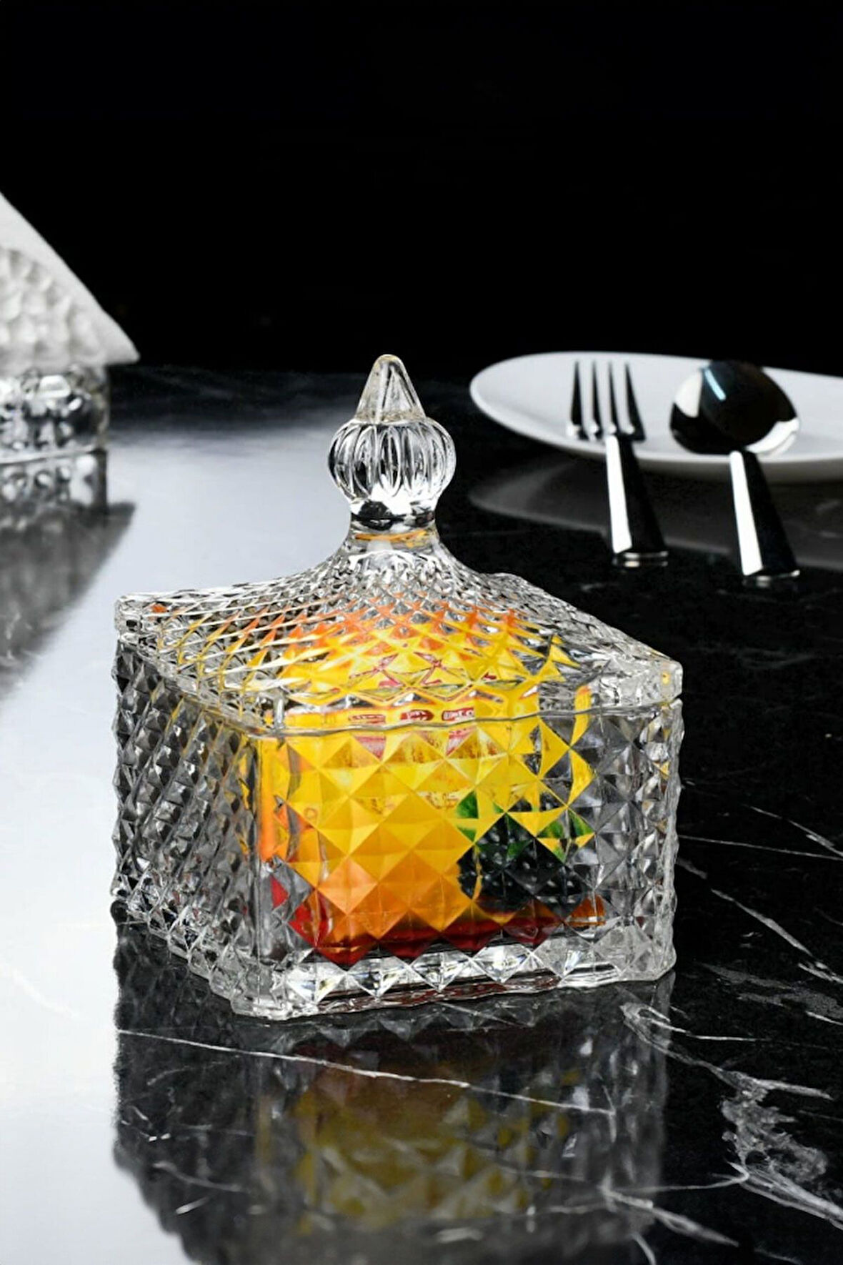 Kristal Model Kapaklı Cam Kare Şekerlik 10x10x14 cm
