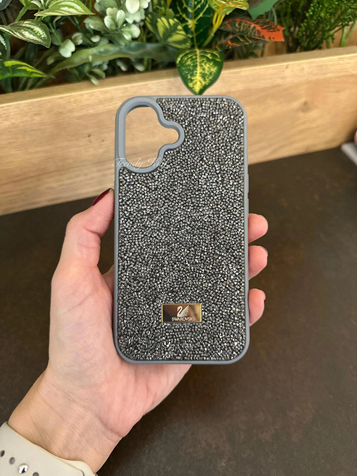 iPhone (16) uyumlu Lüks Taşlı Kılıf