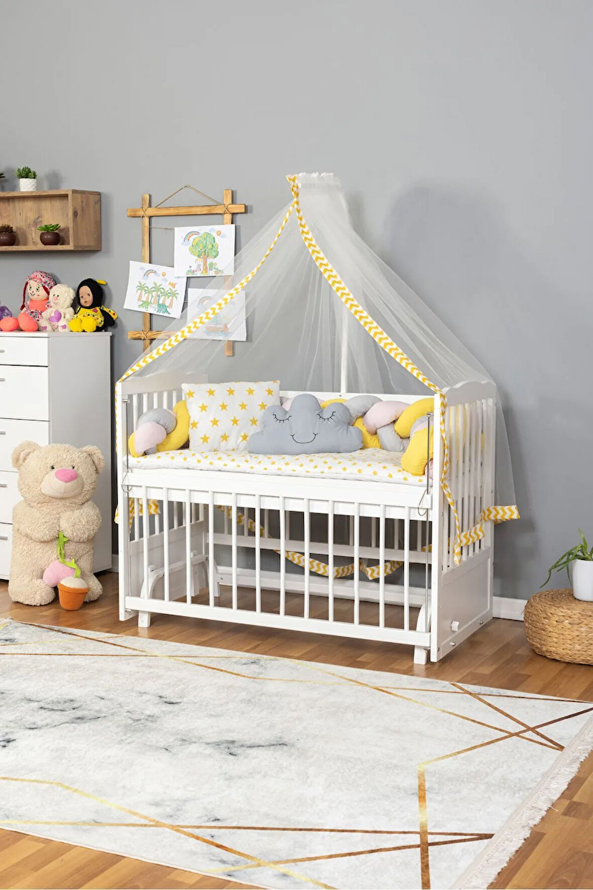 Ahşap Beşik Anne Yanı Beşik Beyaz 60x120 - Sarı Pembe Örgü Uyku Seti Seti + Yatak