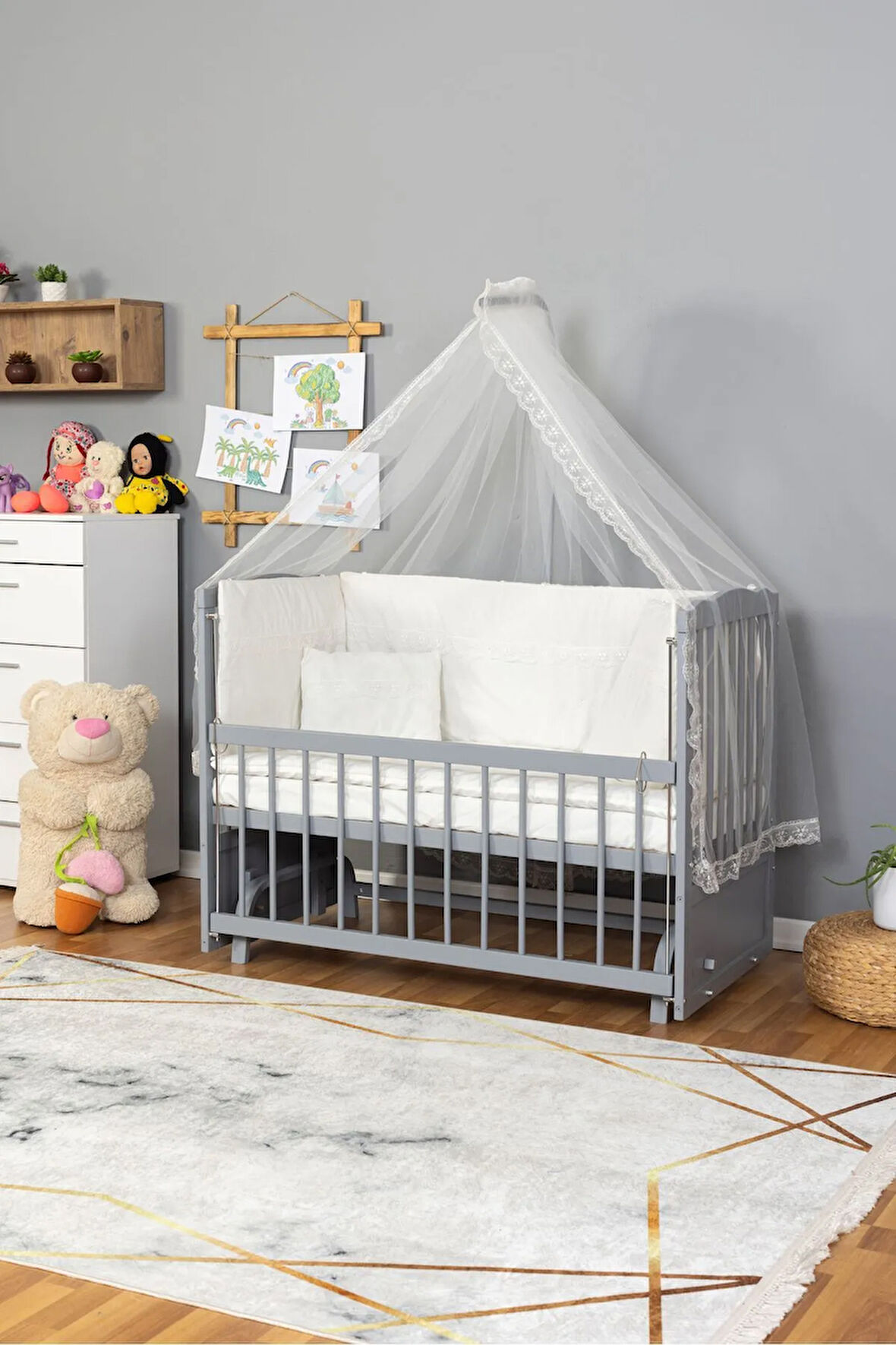 Ahşap Beşik Anne Yanı Beşik Gri 60x120 - Krem Güpür Uyku Seti + Yatak