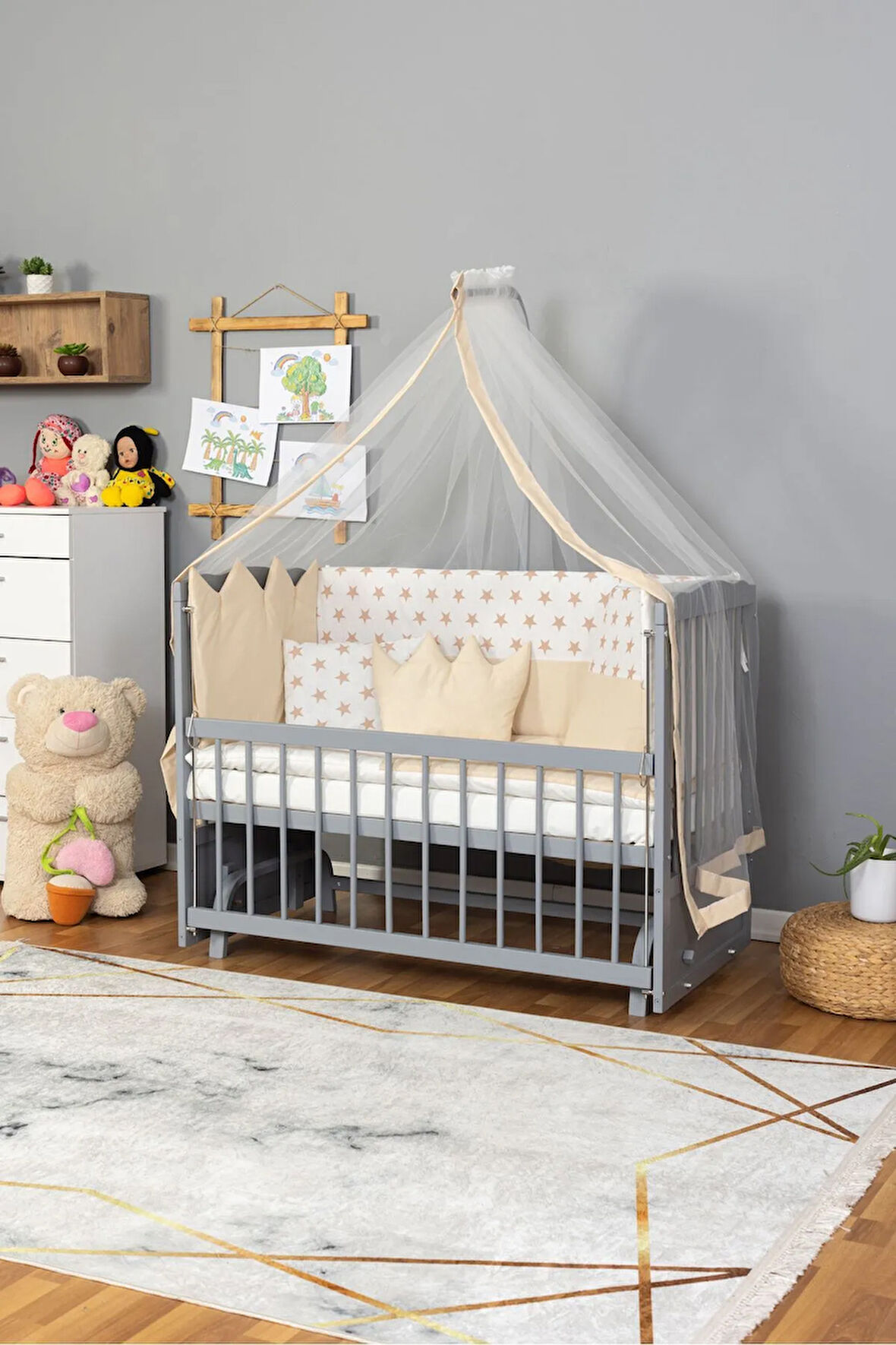 Ahşap Beşik Anne Yanı Beşik Gri 60x120 - Krem Nakış(Yazısız) Uyku Seti + Yatak