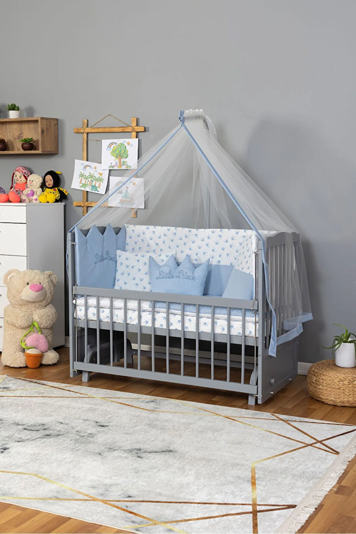 Ahşap Beşik Anne Yanı Beşik Gri 60x120 - Mavi Nakış Uyku Seti + Yatak