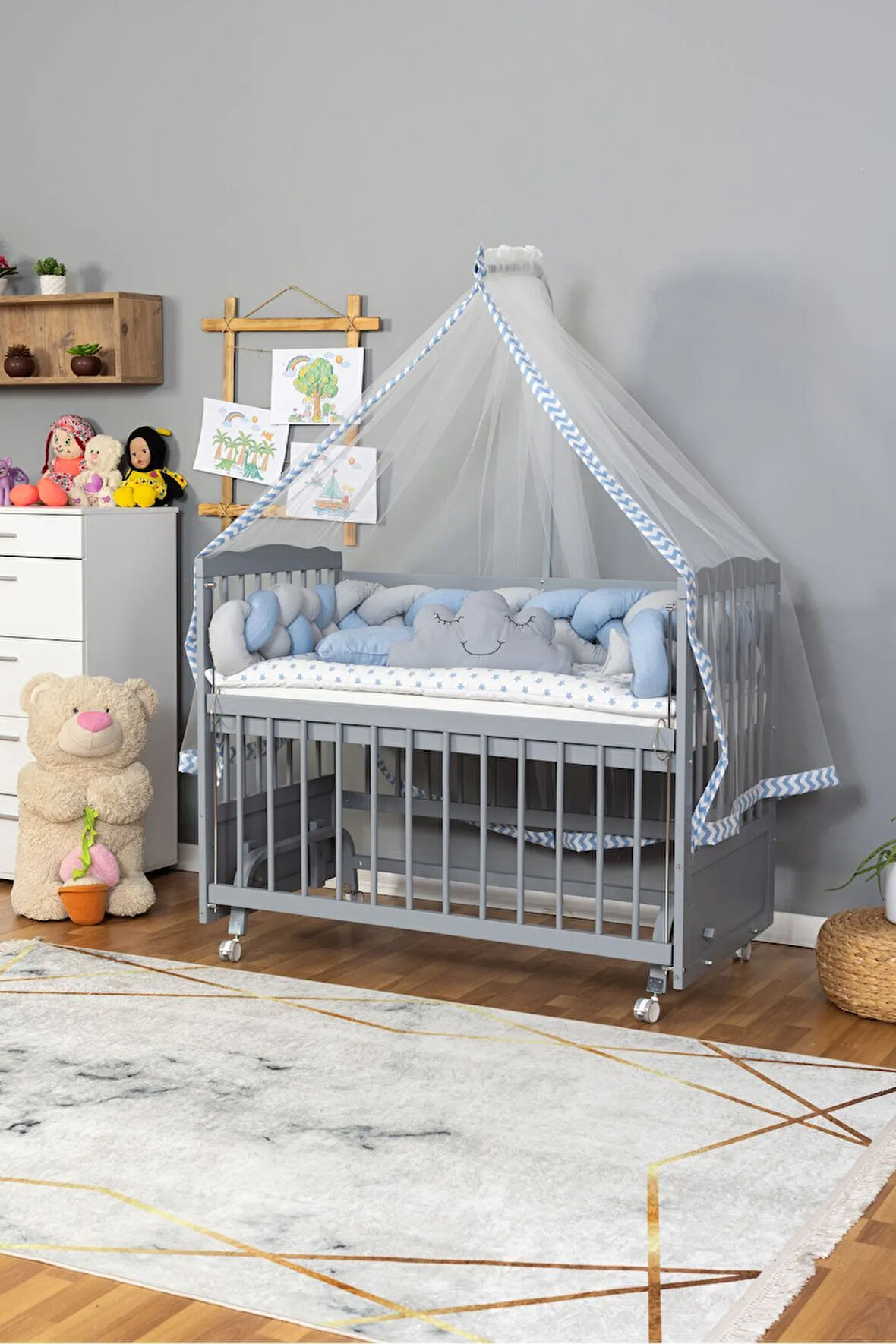 Ahşap Beşik Anne Yanı Beşik Gri 60x120 - Mavi Gri Örgü Uyku Seti Seti + Yatak + Tekerlekli