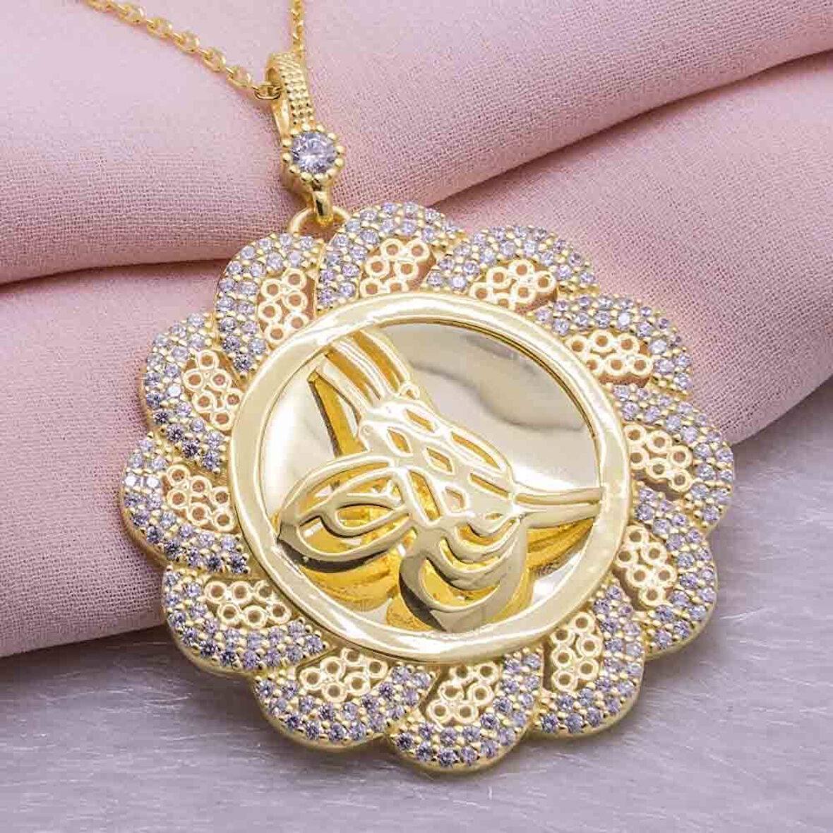 925 Ayar Gümüş Altın Kaplama Tuğralı Yuvarlak  Kolye Model 1