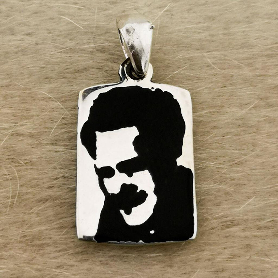 Nazım Hikmet Ran Siületli 925 Ayar Gümüş Kolye Ucu