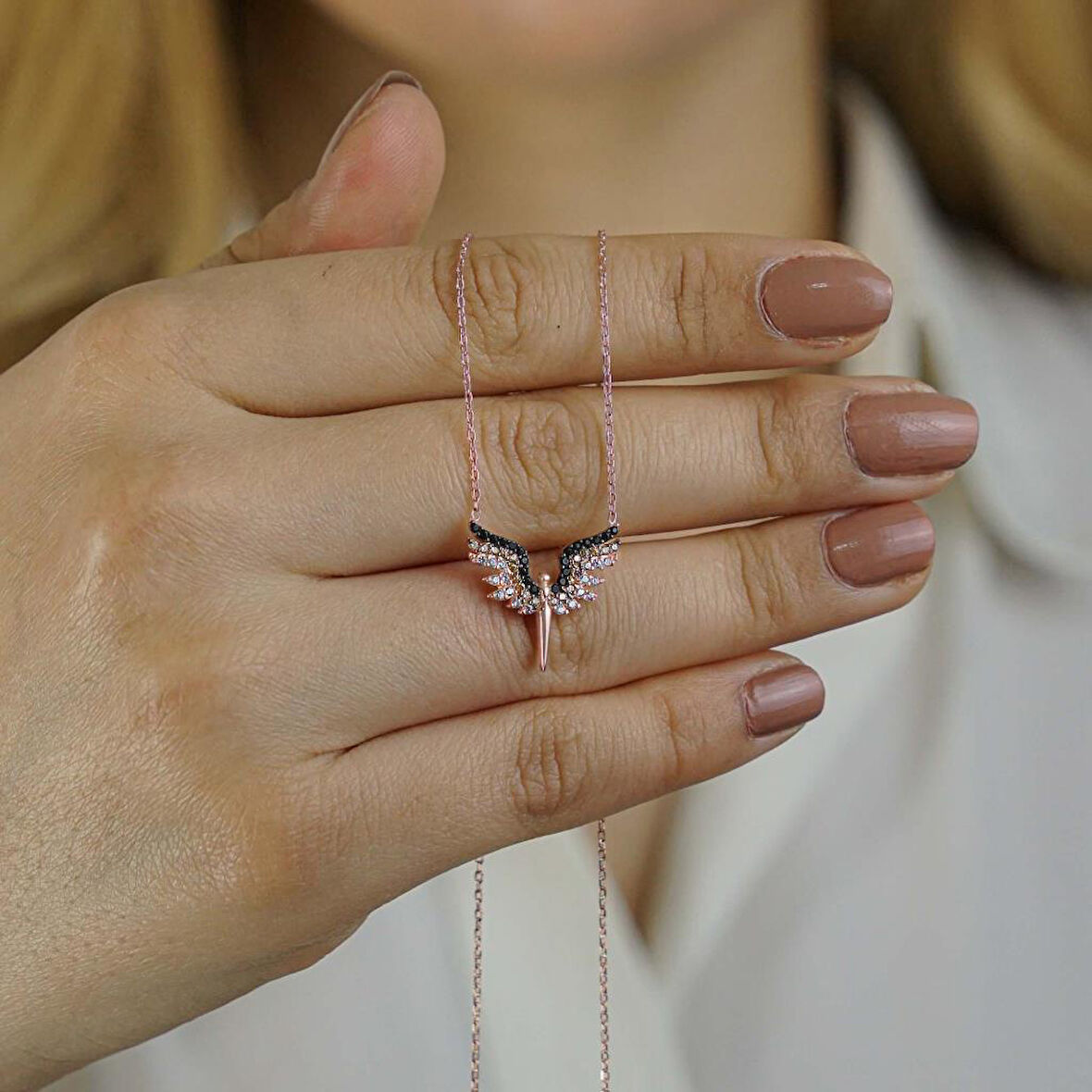 Melek Tasarımlı 925 Ayar Gümüş Kadın Kolye Rose