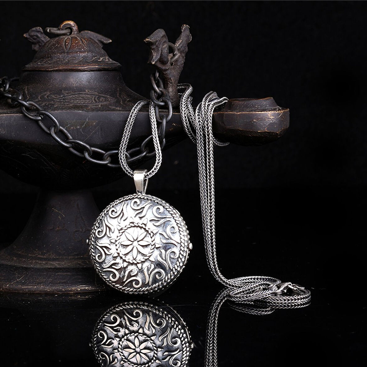 925 Ayar Gümüş Otantik Oval Model Açılır Muska Kabı Kolye