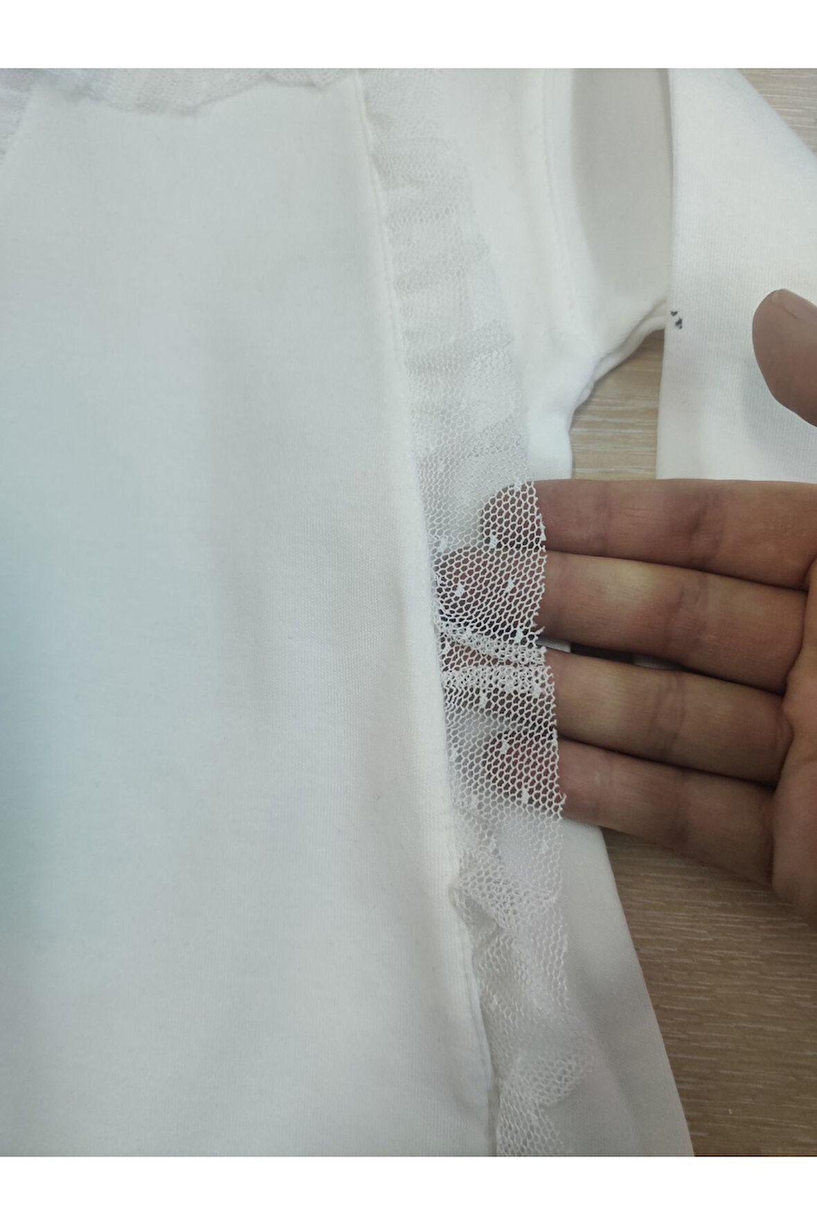 Beyaz Kız Bebek Tulum Dantel Detaylı Şapkalı %100 Pamuklu Yenidoğan Uzun Kullu Ayaklı 0-3/3-6 Ay