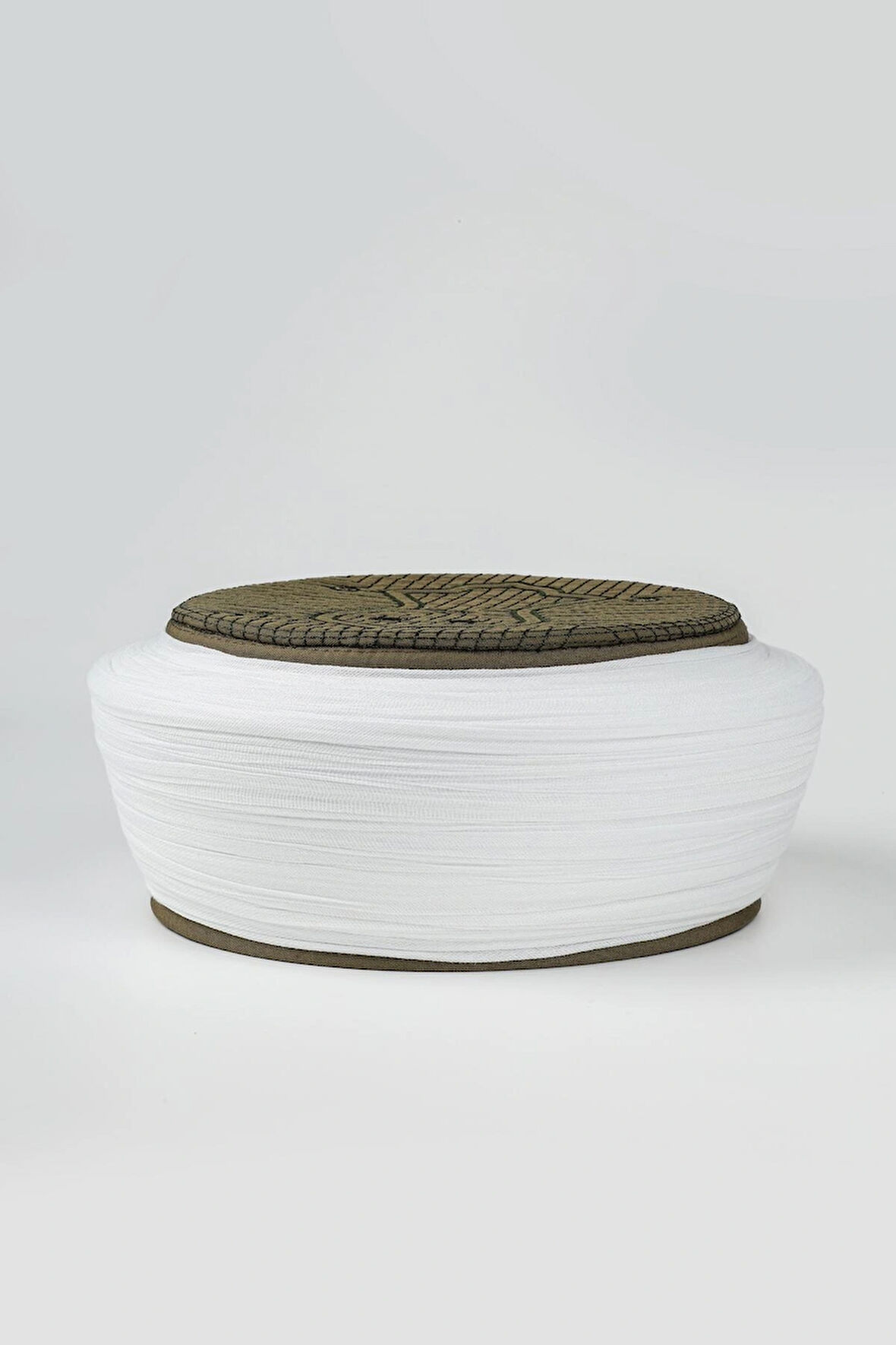 Talebe Sarığı - Beyaz Kumaş - Yeşil Takke - Düz Sarım - Nâli Şerif - 7 metre