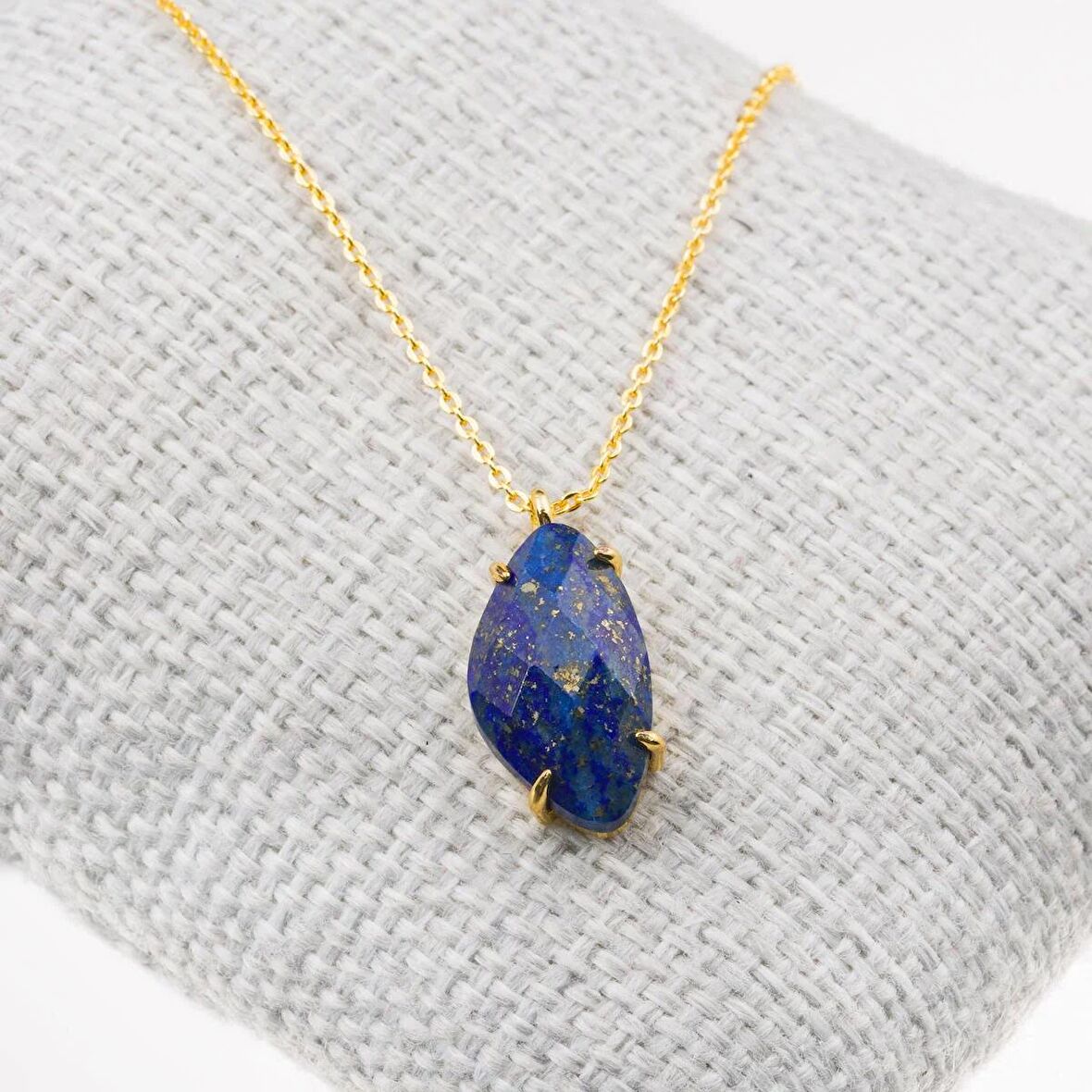 Lapis Lazuli Taşı Kolye-Gold Renk