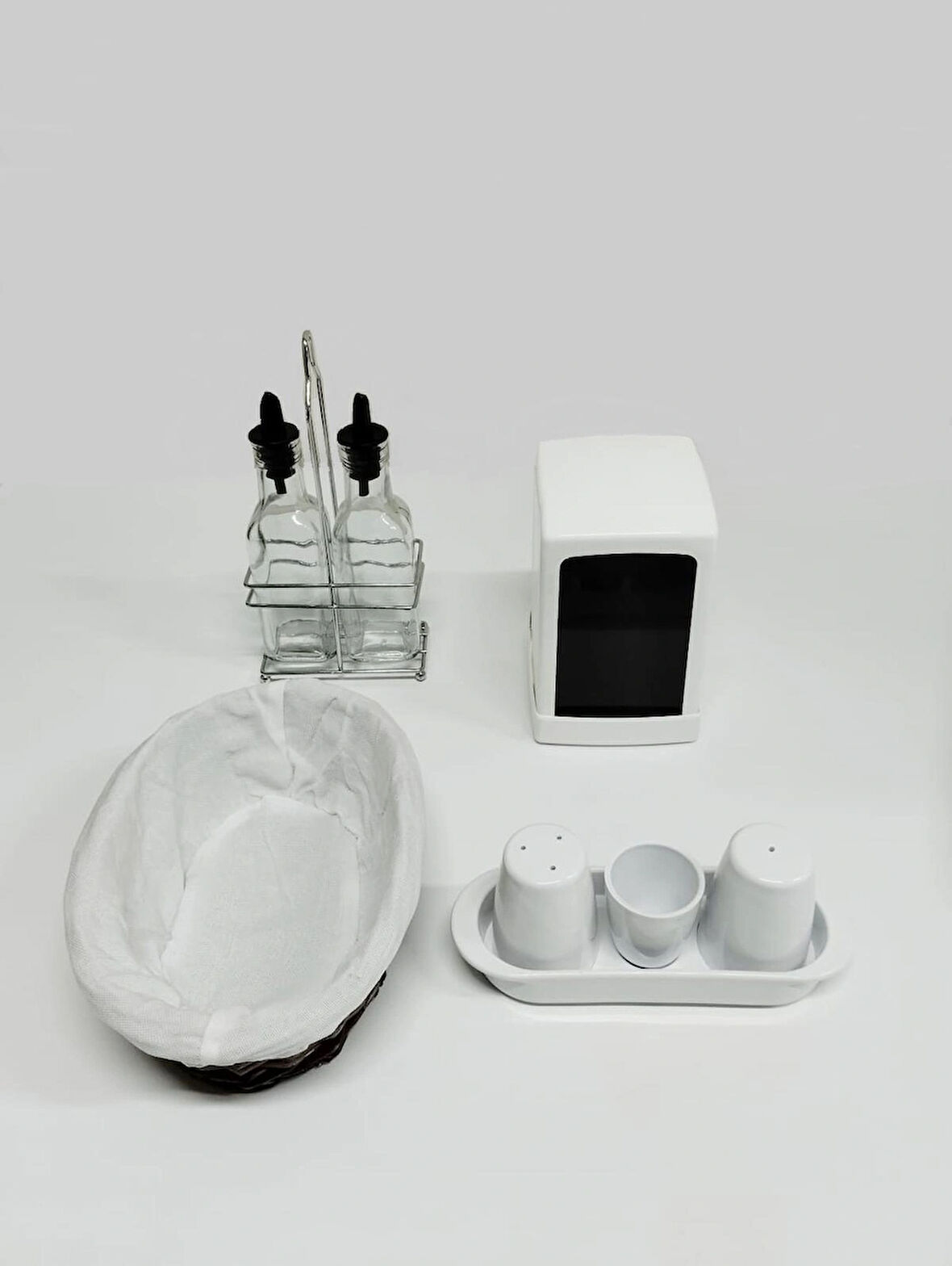 BEZLİ EKMEK SEPETİ-İKİLİ YAĞLIK-SİRKELİK-BEYAZ PEÇETELİK-BEYAZ TUZLUK TAKIMI (4'LÜ SET)