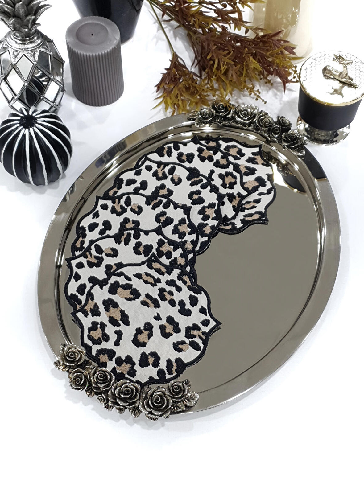 Leopar Desen Nakışlı Bardak altlığı, kokteyl sunum peçetesi 15x15 cm