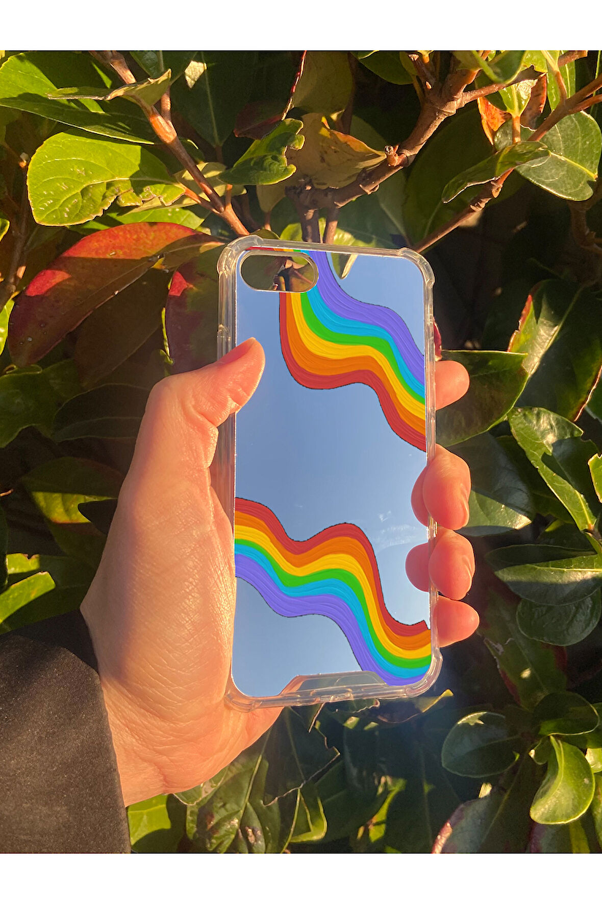 İphone SE 2020 İle Uyumlu Uyumlu Aynalı Gök Kuşağı Desenli Darbe Kamera Korumalı Silikon Telefon Kılıfı