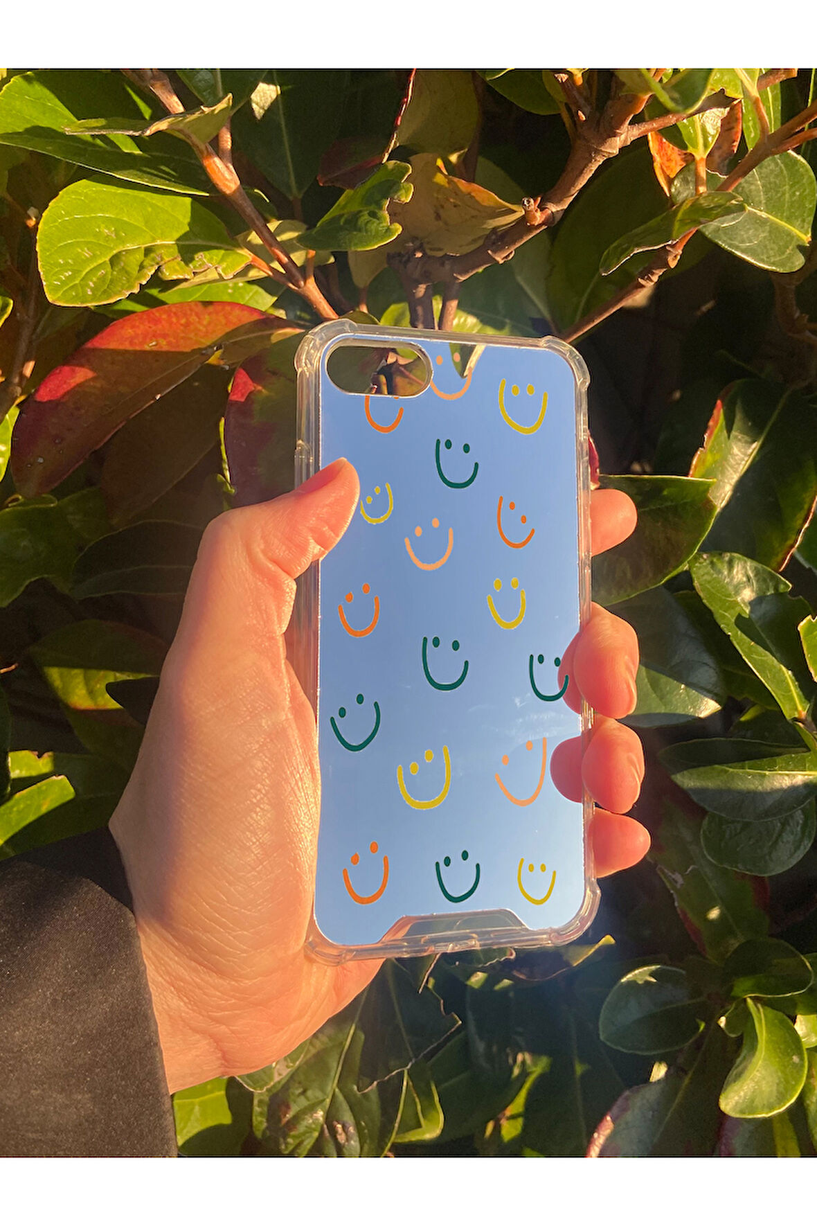 İphone SE İle Uyumlu Aynalı Gülücük Desenli Darbe Kamera Korumalı Silikon Telefon Kılıfı