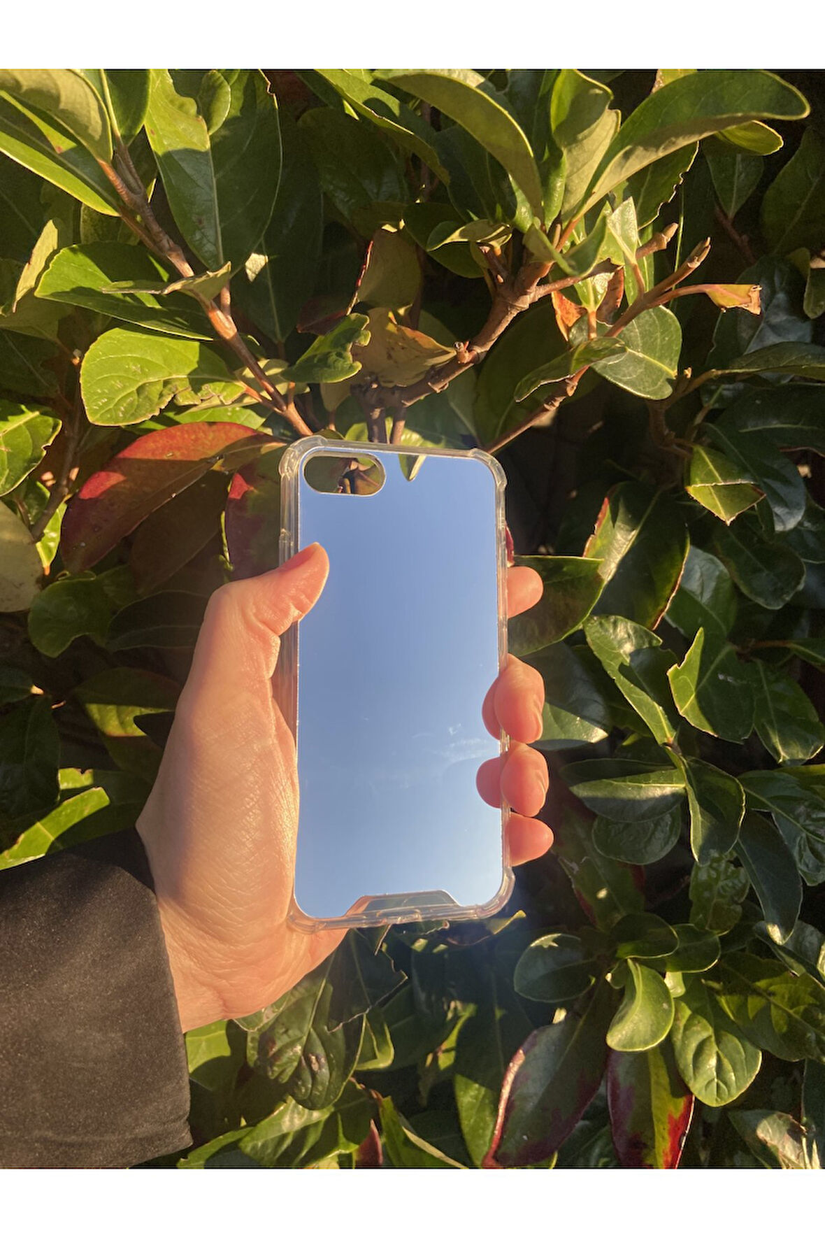 İphone SE 2022 İle Uyumlu Aynalı Düz Desenli Darbe Kamera Korumalı Silikon Telefon Kılıfı