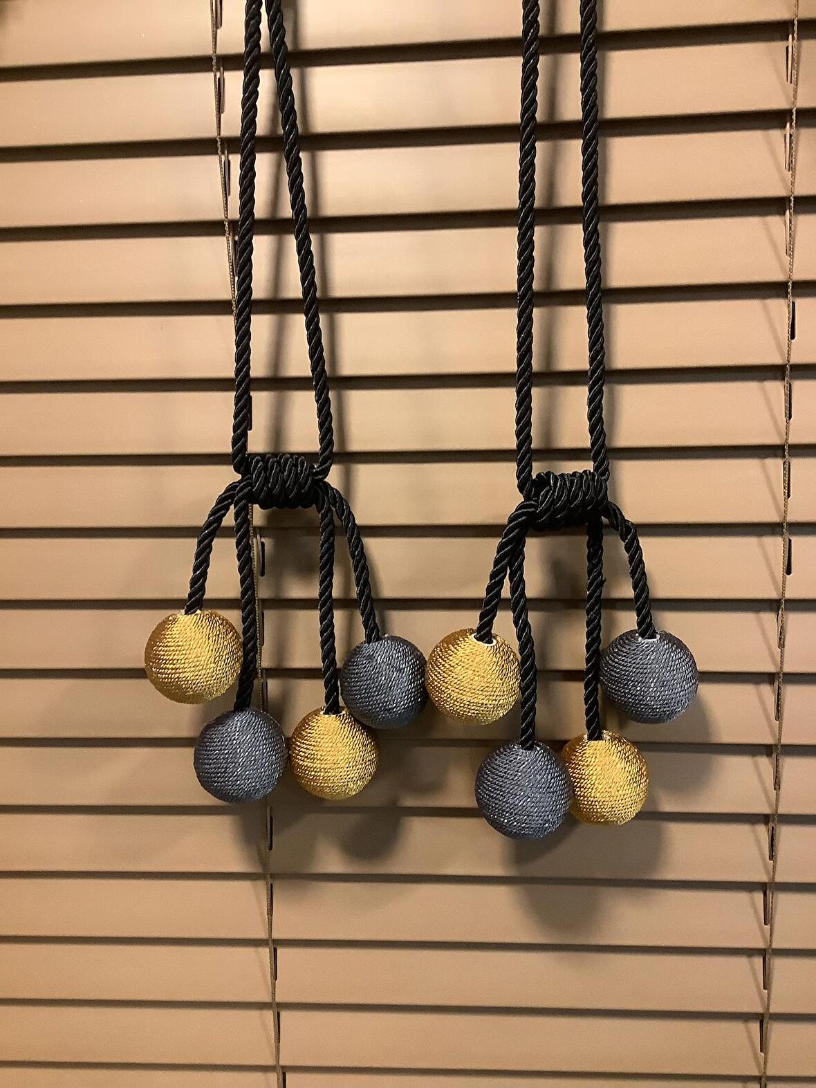 Ege’nin Atölyesinden Tavan Broçölü , Orta Sarkıt , Tavan Bağlama 2 Parça 8 Top