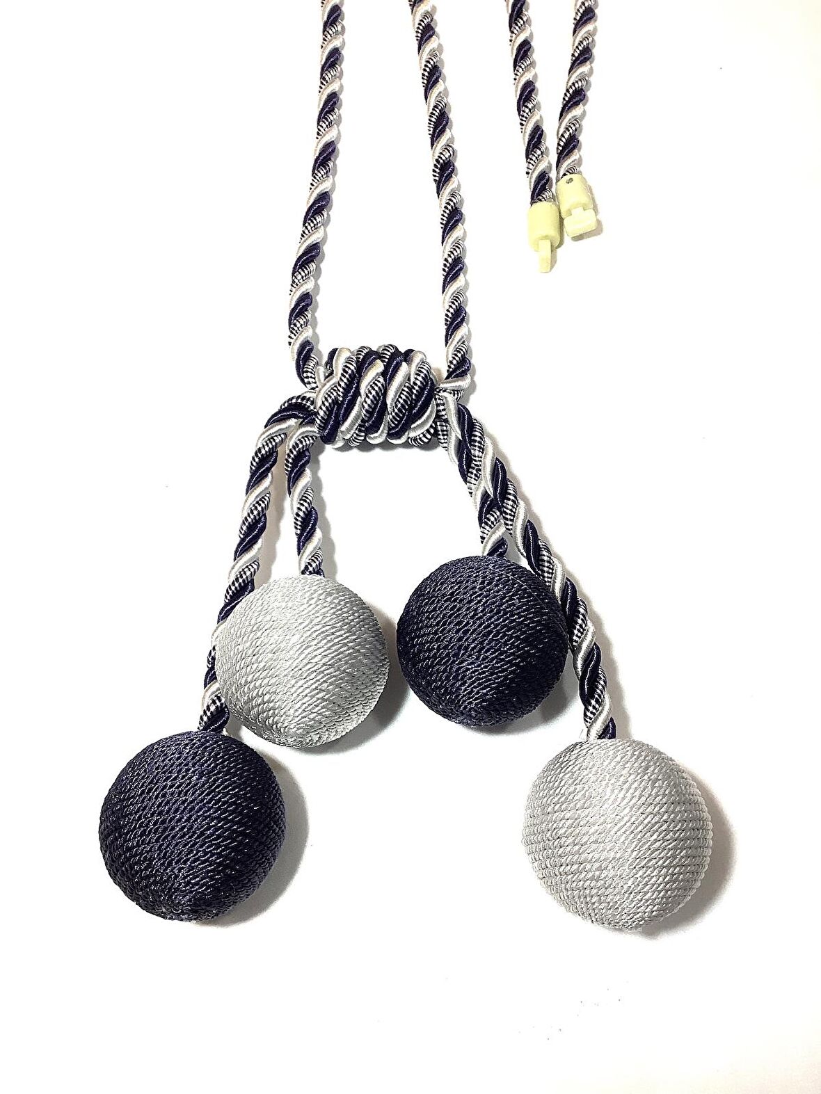 Ege’nin Atölyesinden 4 Toplu Korniş Broçöl , Tavan Bağlama Fon Bağı , Perde Süsü