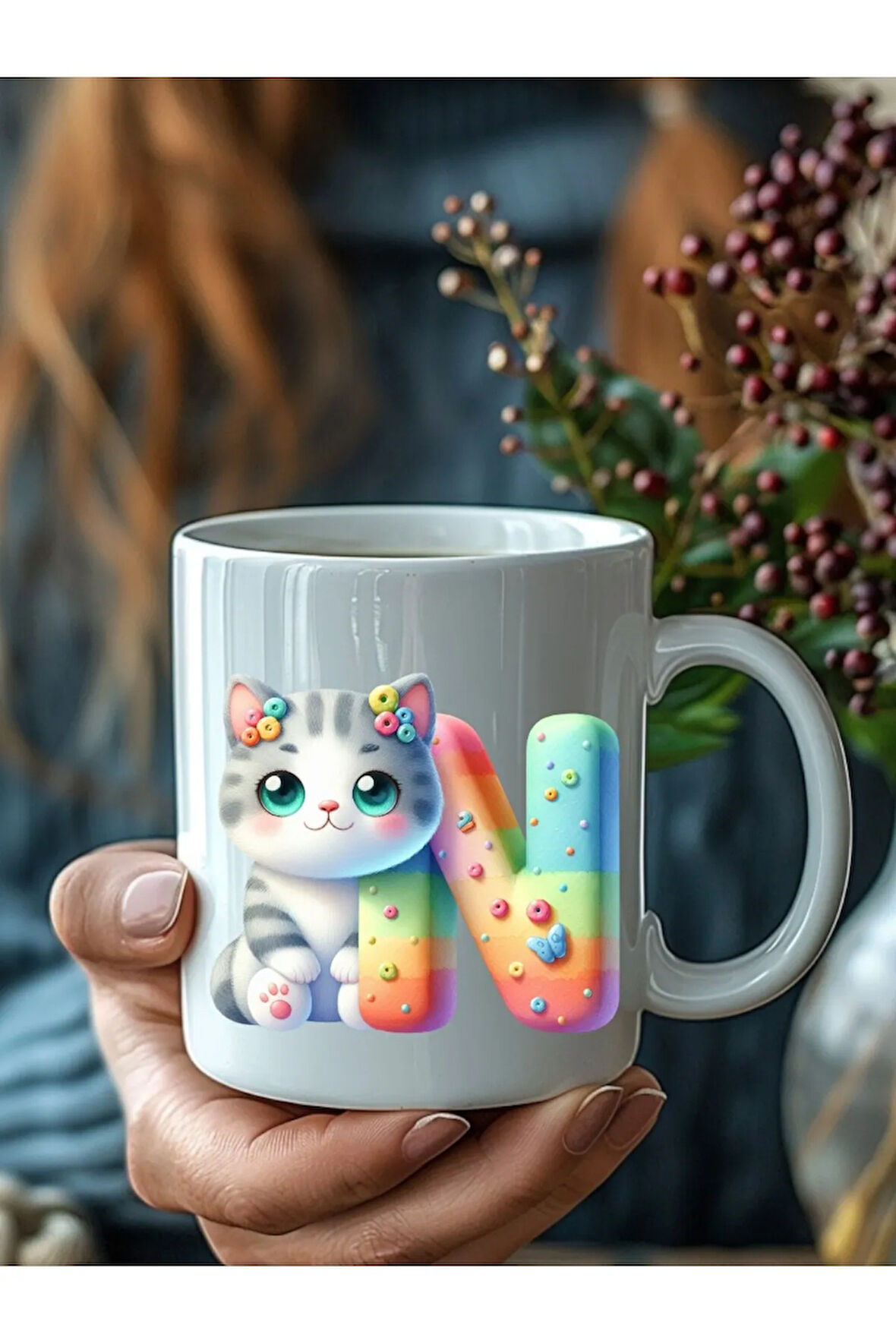 Kedili Harf Şeklinde Kişiye Özel 3 Boyutlu Tasarım Seramik Kupa Mug - Hediyelik Kupa Bardak