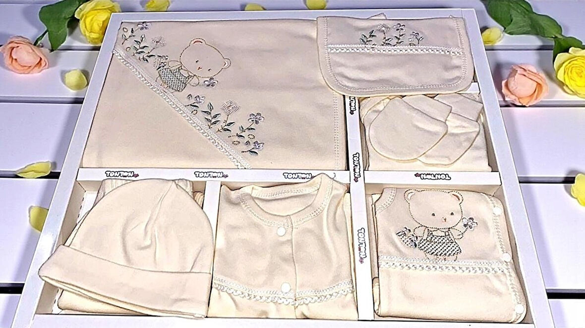 0-3 AY KIZ BEBEK ÇİÇEKÇİ KIZ NAKIŞLI ORGANİK PAMUK 10 LU PREMİUM SET