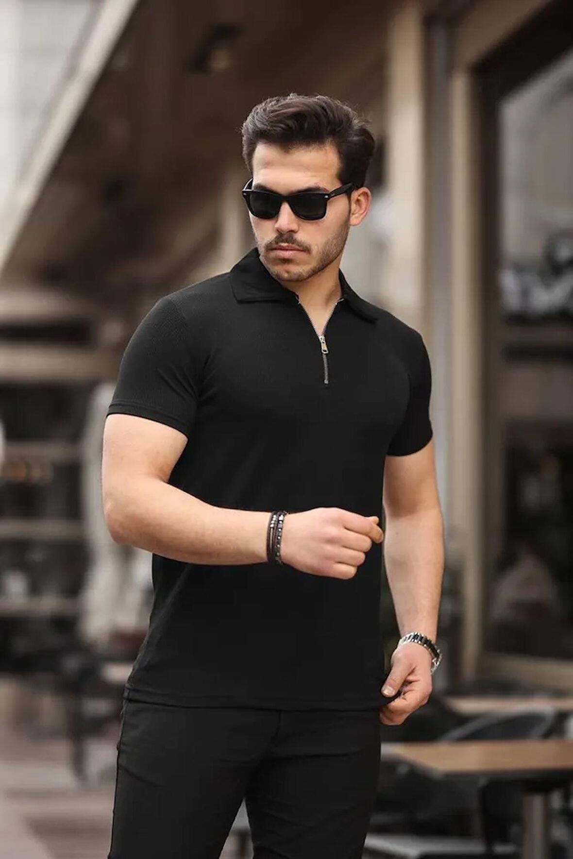 Yarım Fermuarlı Polo Yaka Siyah T-shirt