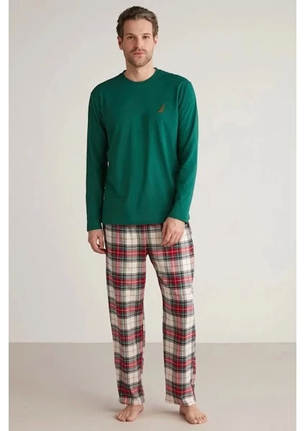Nautıca M630 Erkek Uzun Kollu Ekoseli Pijama Takımı