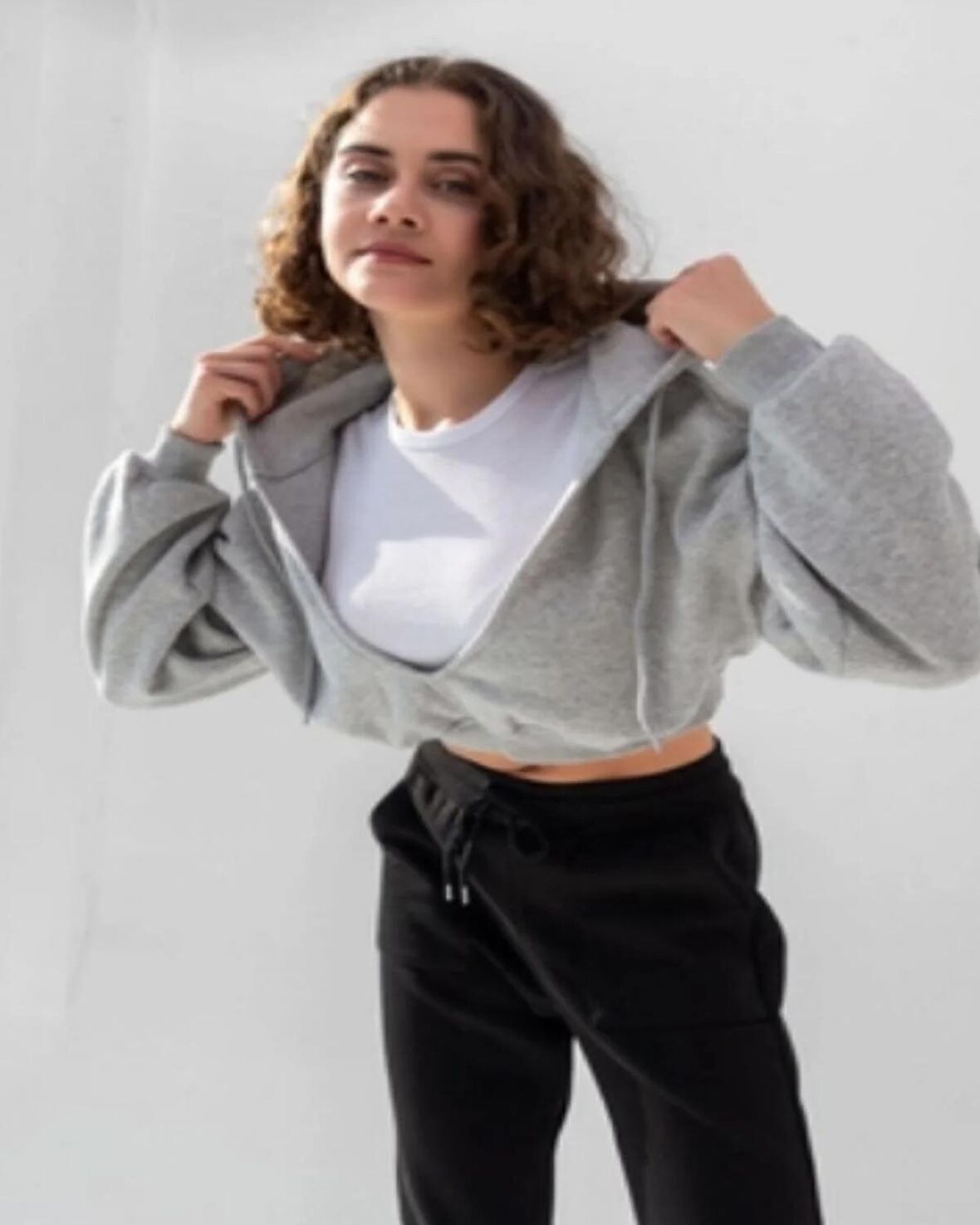 Kadın Gri Kapüşonlu V Yaka Crop Kalın İçi Polarlı Örme Sweatshirt