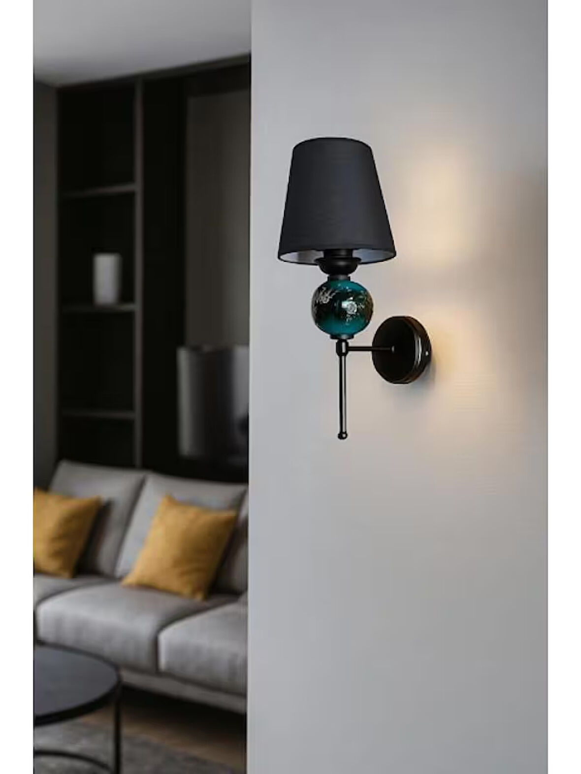 TEKLİ PERGE APLİK SİYAH YEŞİL SERAMİKLİ SİYAH BOYALI SİYAH ŞAPKALI