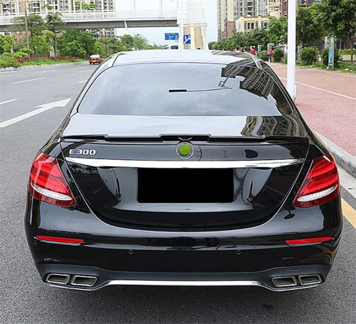 Mercedes W213 E Serisi 2016-2019 Uyumlu Çıkıntılı Spoiler