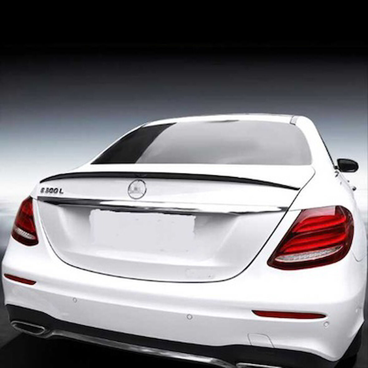 Mercedes W213 2016-2019 E Serisi Uyumlu Taiwan Stil İnce Spoiler Parlak Siyah