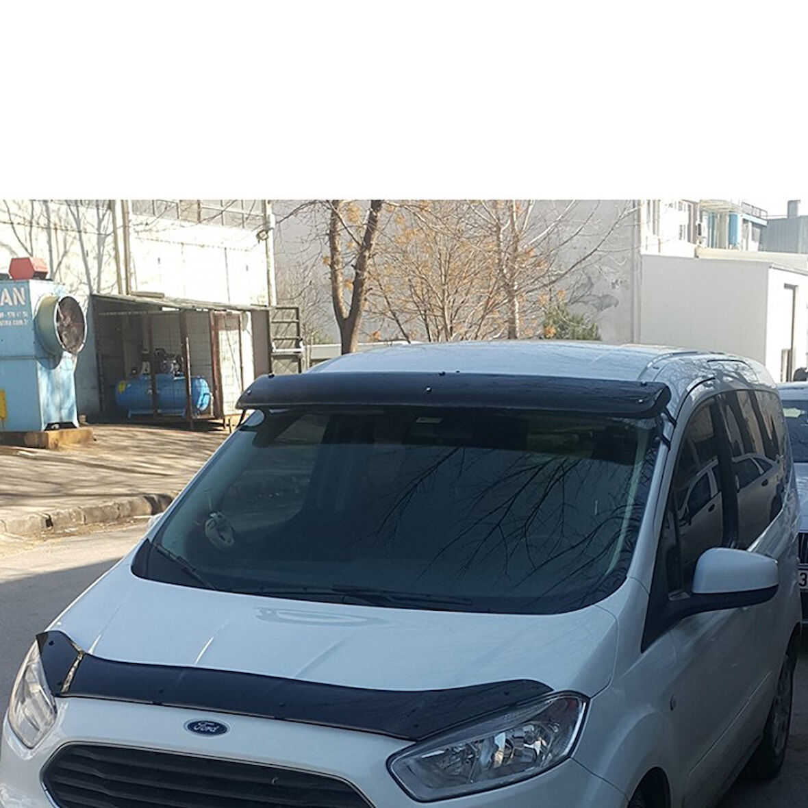 Ford Courier 2014 - Ön Cam Güneşliği