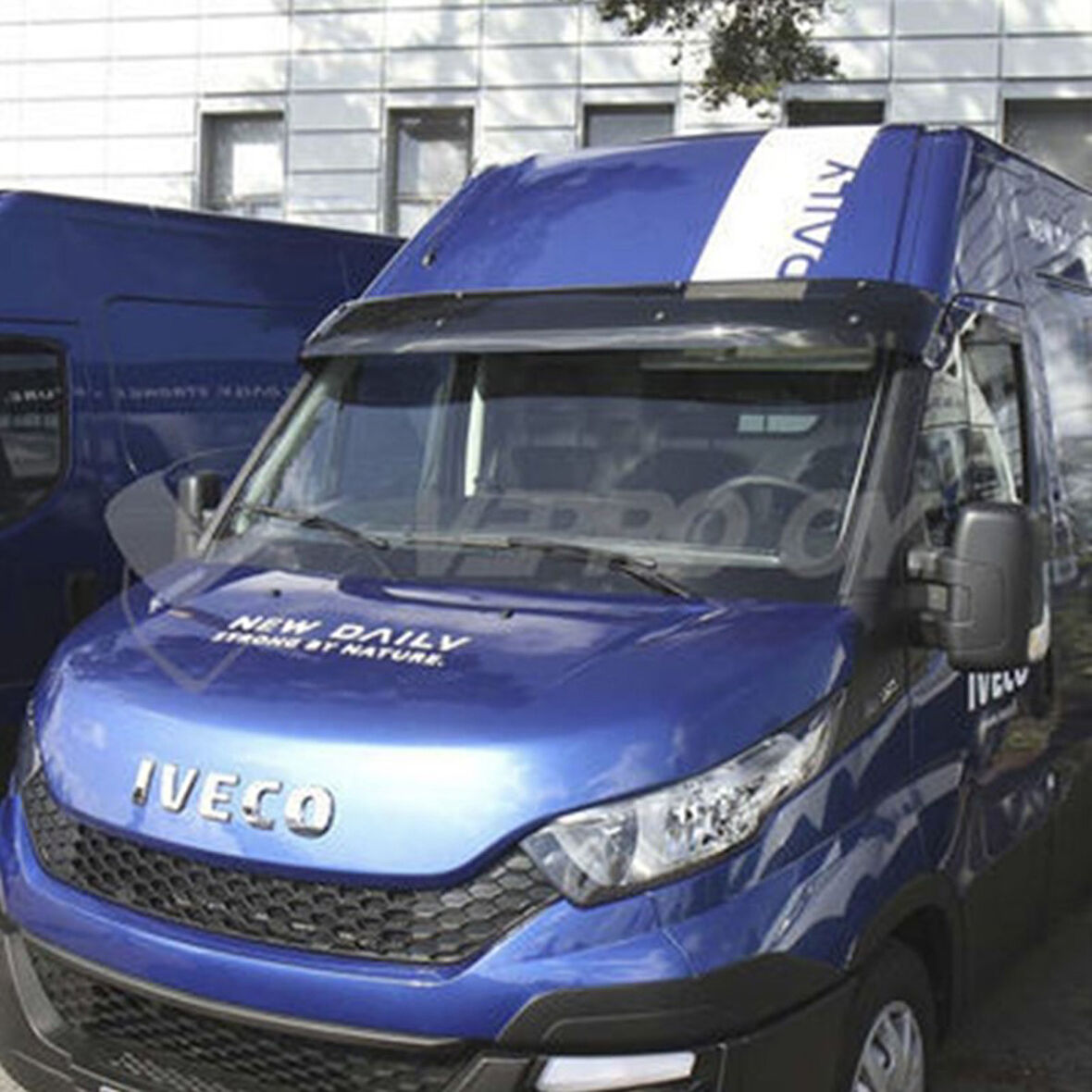 Iveco Daİly 2014 - Ön Cam Güneşliği