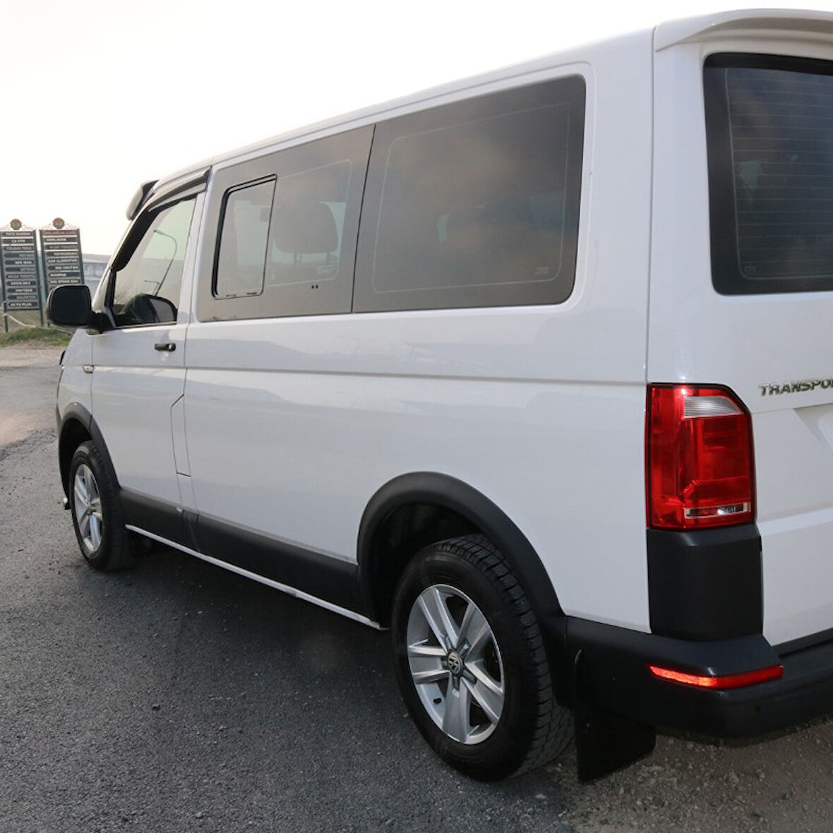 Volkswagen Transporter T5 Kısa Şasi 2015- 2020 Çamurluk Kapı Dodikleri Set 11 Parça Sağ Sürgü