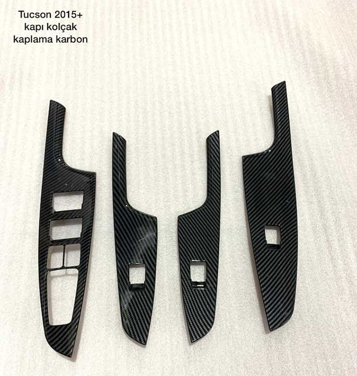 Hyundai Tucson 2015-2018 Kapı Kolçak Kaplama Karbon (Koltuk Isıtıcı Model)