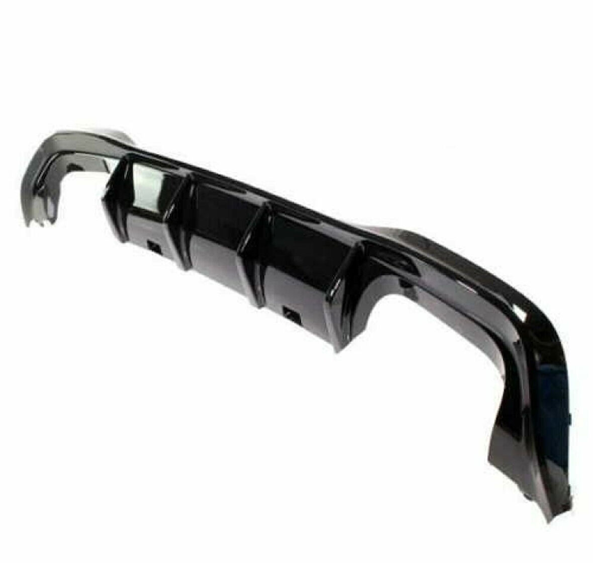 Volkswagen Golf 8 R Difüzör (Piano Black) - 4 Egzoz (Life,Style,İmpression Paket İçin)