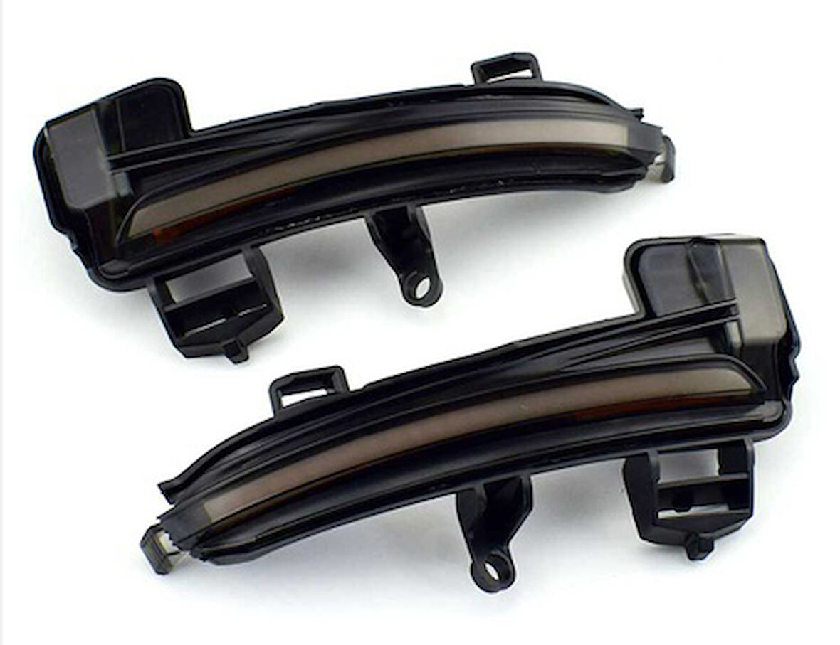 Skoda SuperB 2015+ Ayna Sinyali