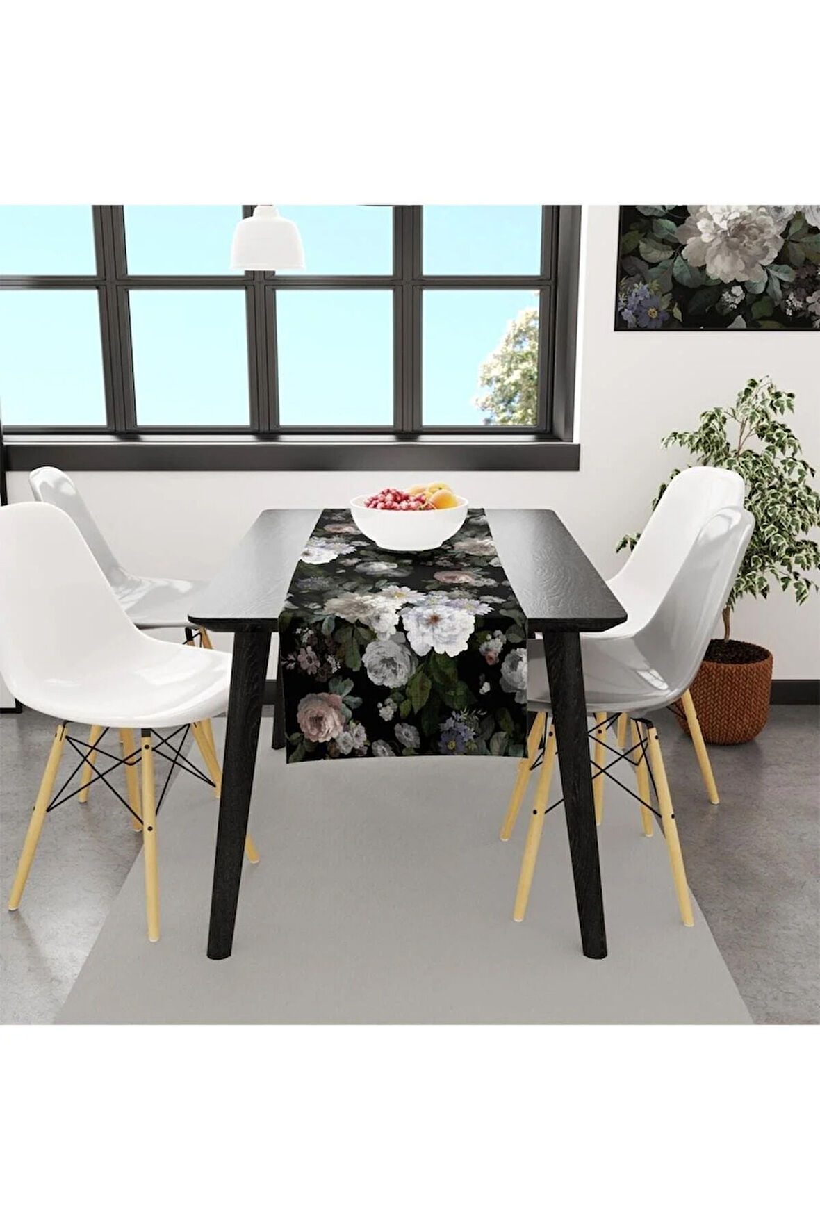 Siyah Çiçek Runner 140x45cm ( Ince Keten, Uluslararası Yıkama Ve Solmama Sertifikası)