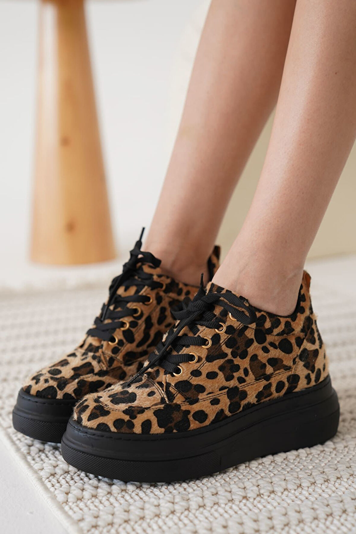 Alexis Premium Kadın Gizli Topuk Siyah Leopar Spor Ayakkabı