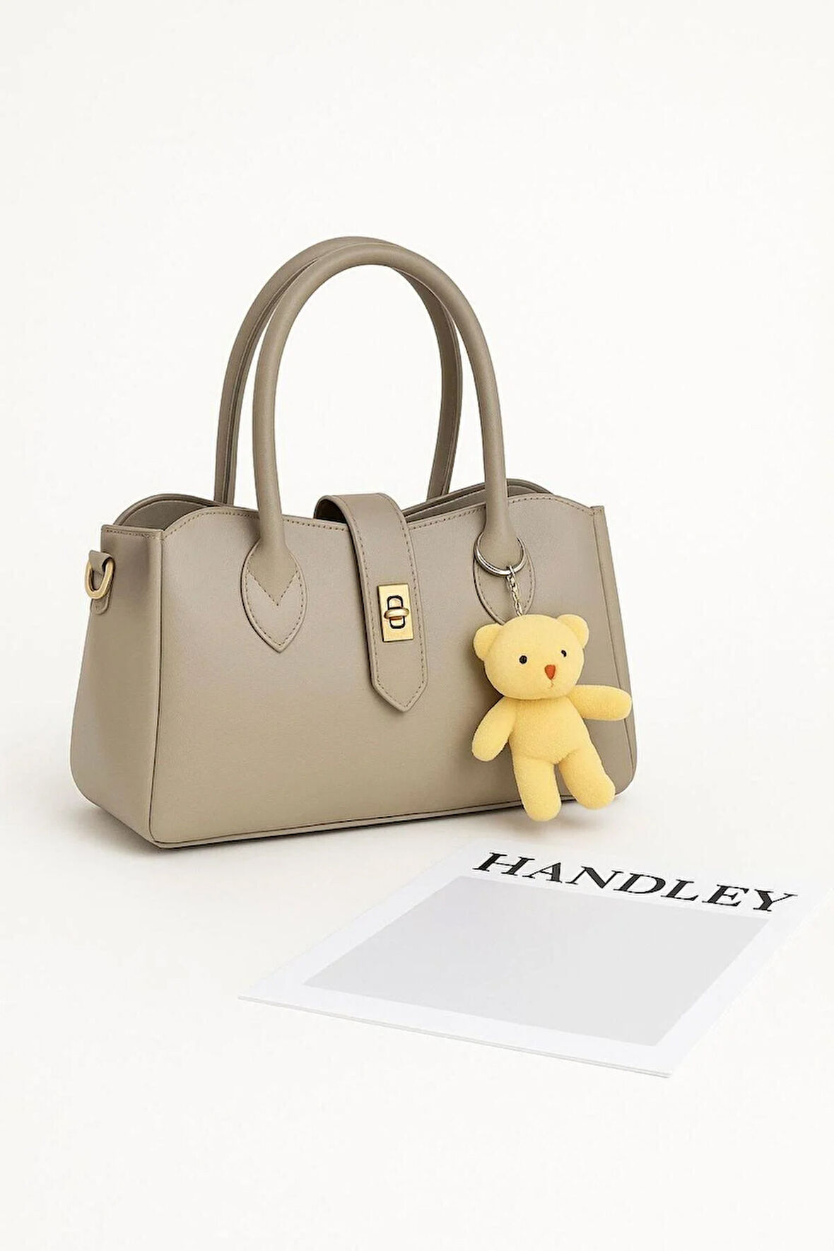 Soft Deri Kadın El ve Omuz Çantası – Peluş Ayıcık Hediyeli