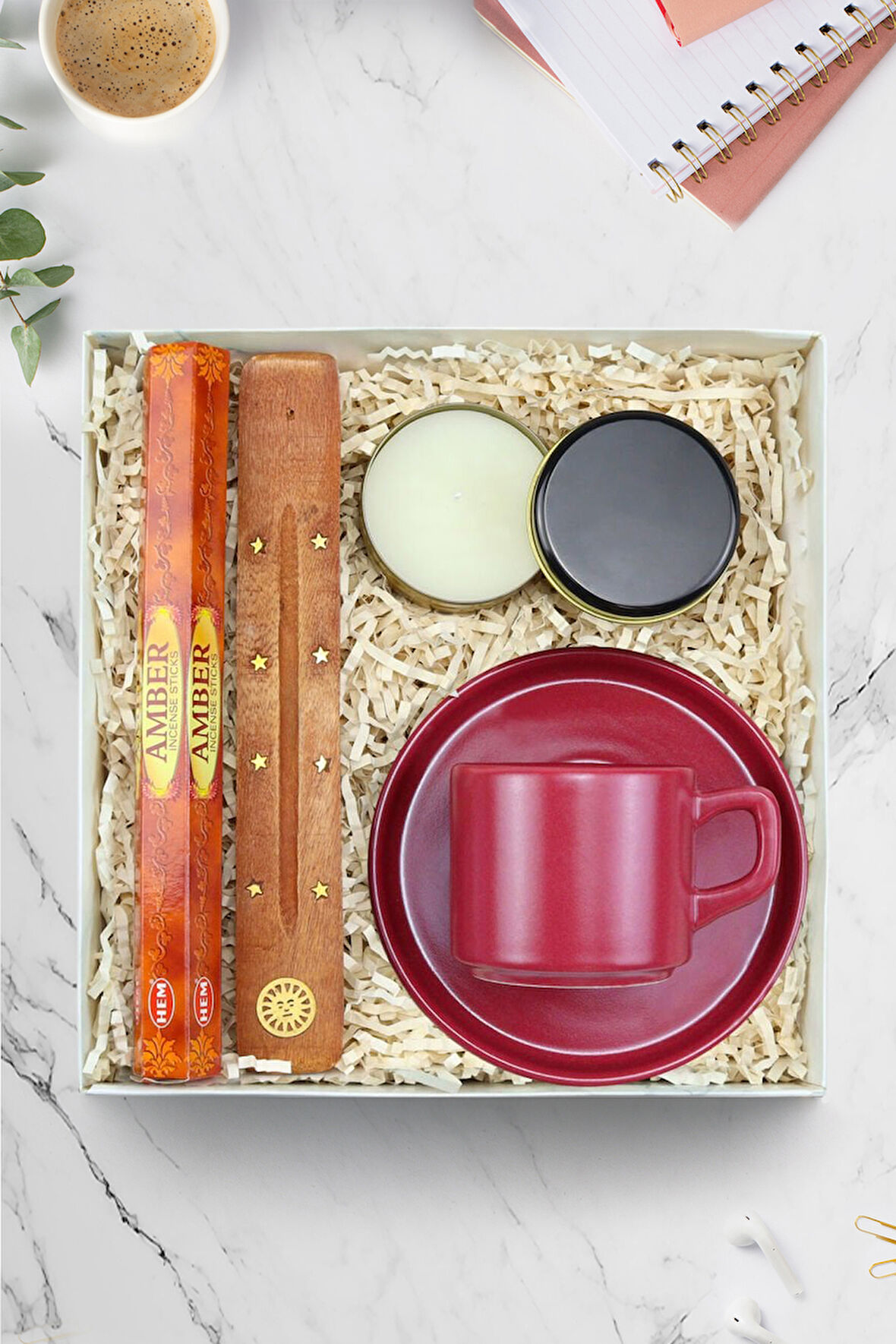 Siyah Metal Kutulu Mum & Fincan & Çubuk Tütsü  Seti