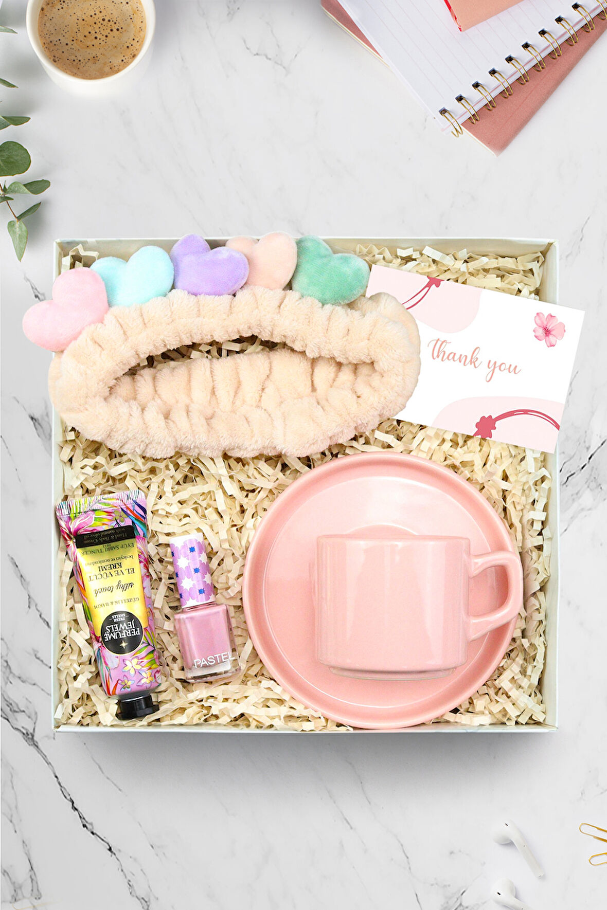 Pembe Fincan & Eyüp Sabri Tuncer El Kremi & Pastel Oje & Peluş Saç Bandı Hediye Seti