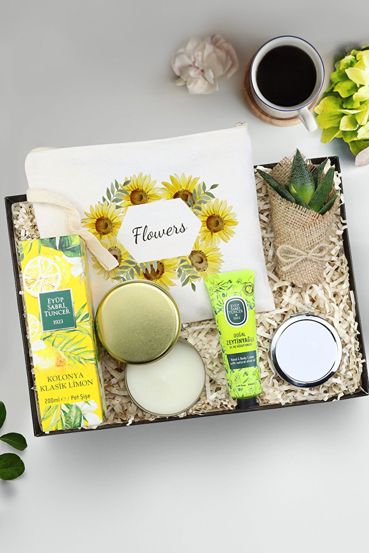 Bez El Çantası & Metal Kutulu Mum & El Kremi & Sukulent &  El Aynası & Kolonya Hediye Seti