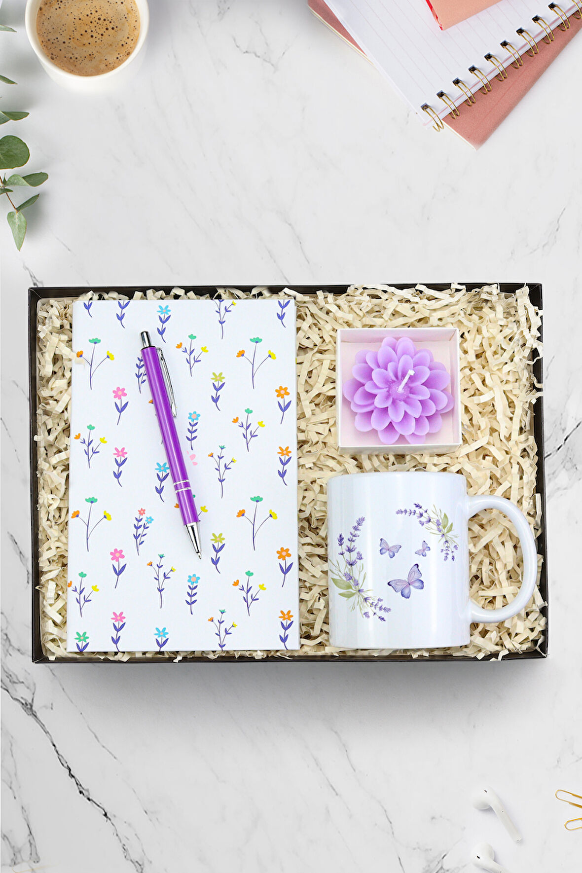 Beyaz Çiçekli Defter & Gümüş Renk Detaylı Mor Tükenmez Kalem & Kelebek Kupa & Lotus Mum Hediye Seti