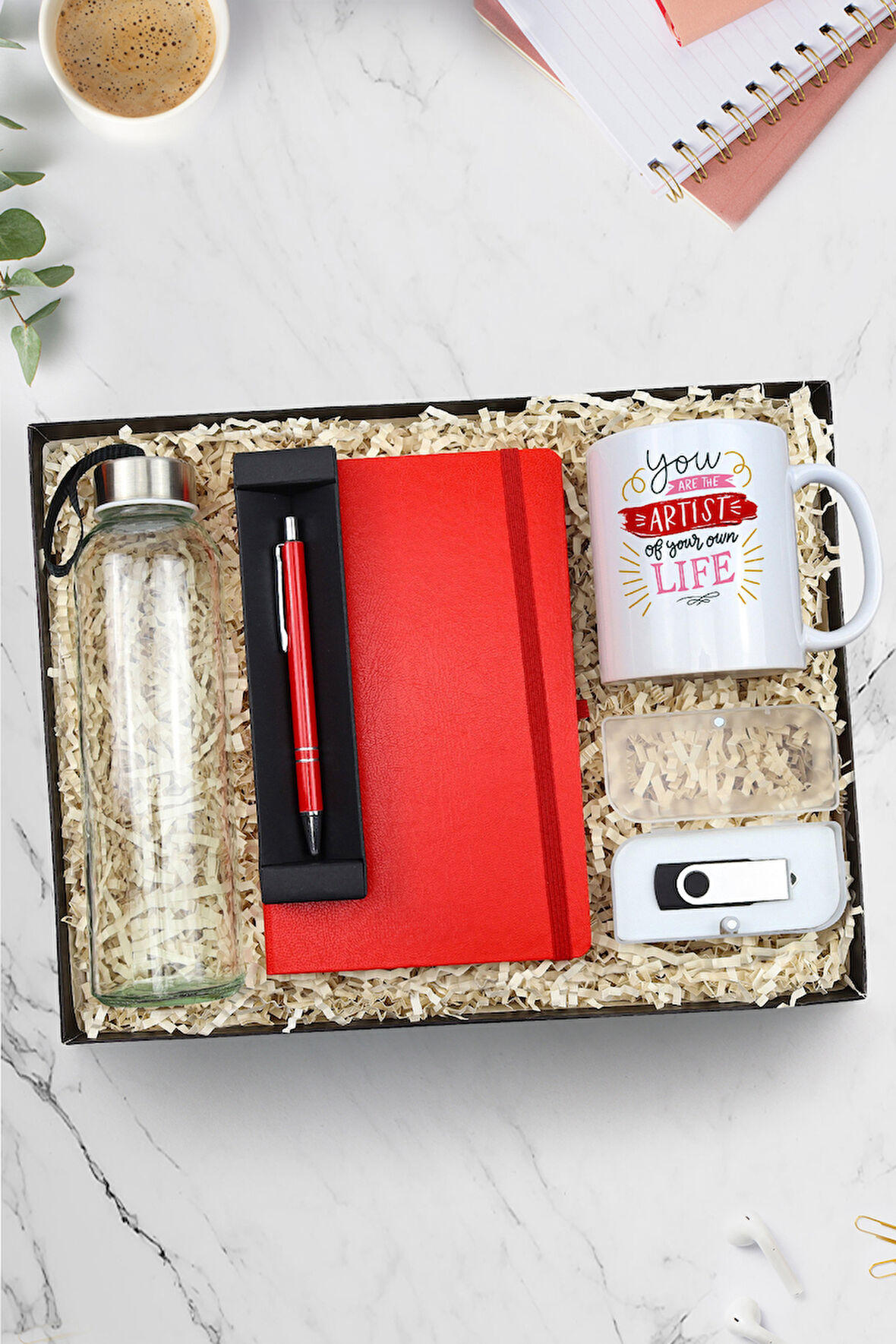 Kırmızı Defter & Kırmızı Tükenmez Kalem & USB Bellek & Kupa & Cam Matara Hediye Seti