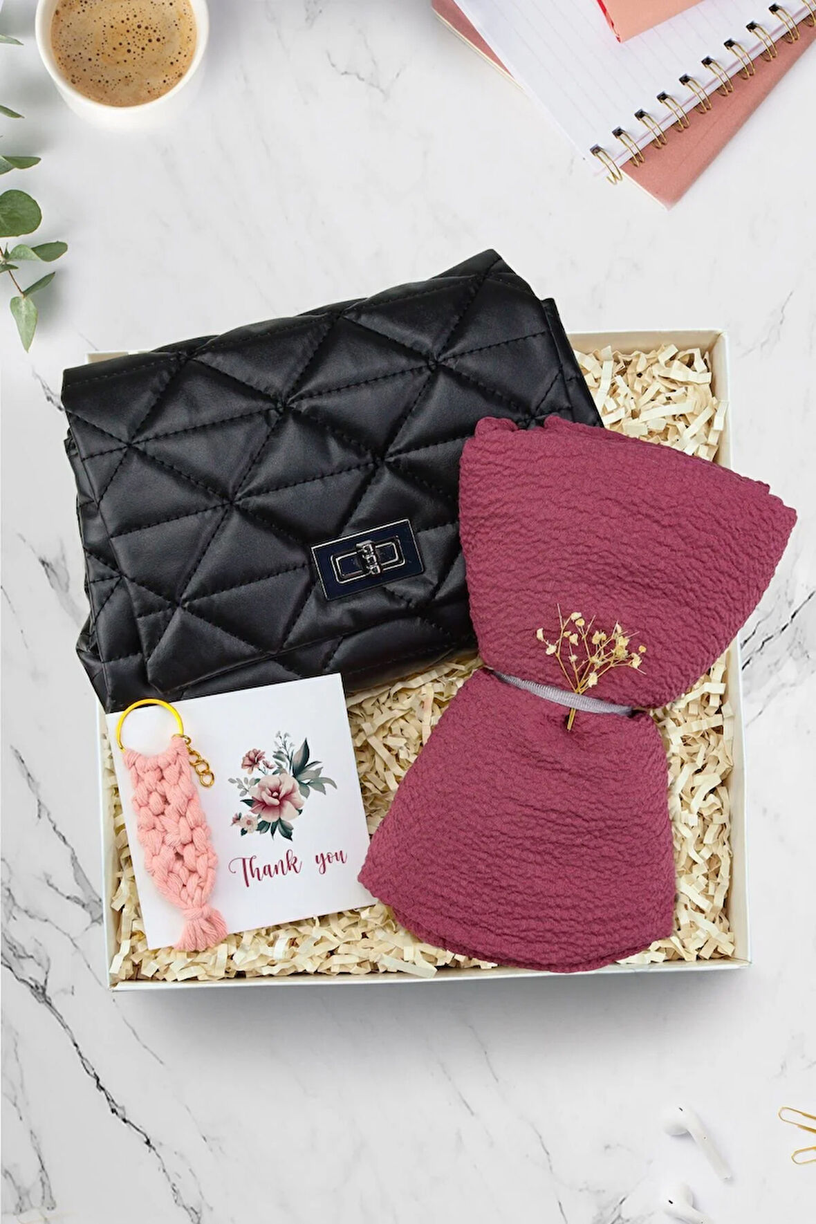 Siyah Renk Kadın Çanta & Mürdüm Şal &  Makrome Anahtarlık Hediye Seti