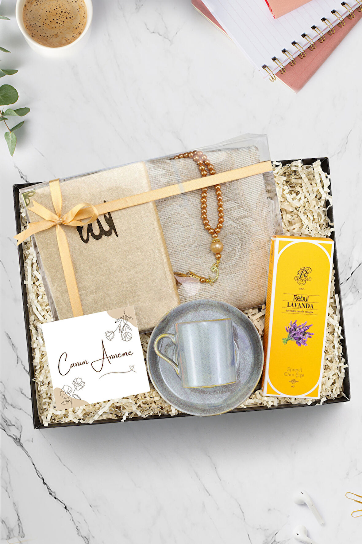 Kadife Kaplı Yasin-i Şerif-Seccade & Tesbih & Gri Porselen Kahve Fincanı & Rebul Kolonya Hediye Seti